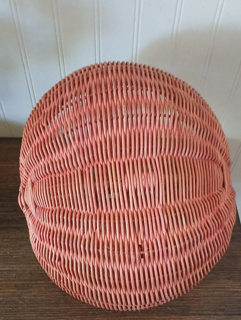 Vintage Buttocks Gathering Basket Egg Wicker Basket